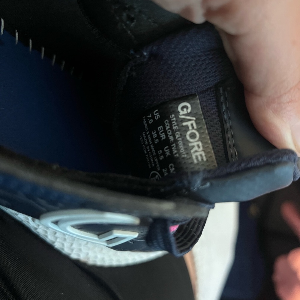 G/FORE Navy Sneakers with Pink Tabs and White Soles - Picture 8 of 8